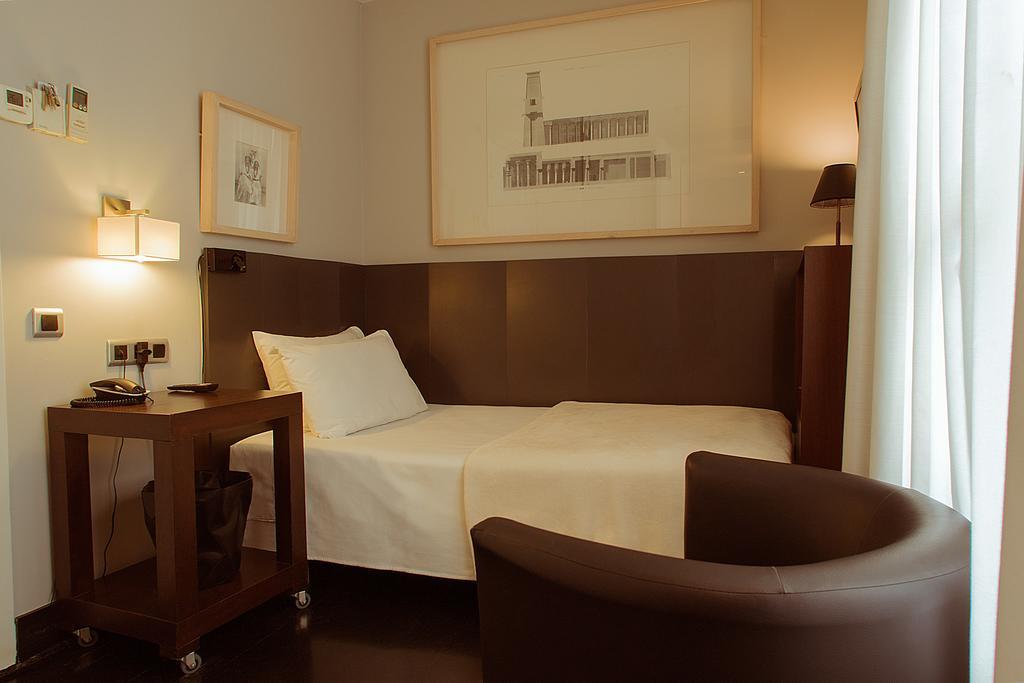 Hotel Banys Orientals Barcelona Buitenkant foto